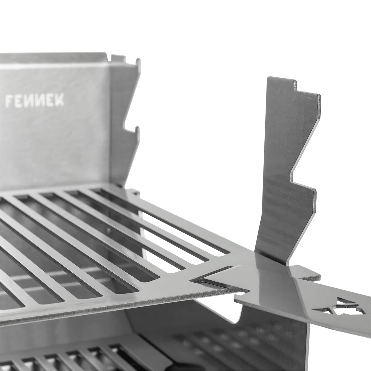 FENNEK 2.0 | Barbecue a carbonella portatile ad incastro in acciaio inox | per divertimento in campeggio, in camper, in giardino e durante attività all'aperto