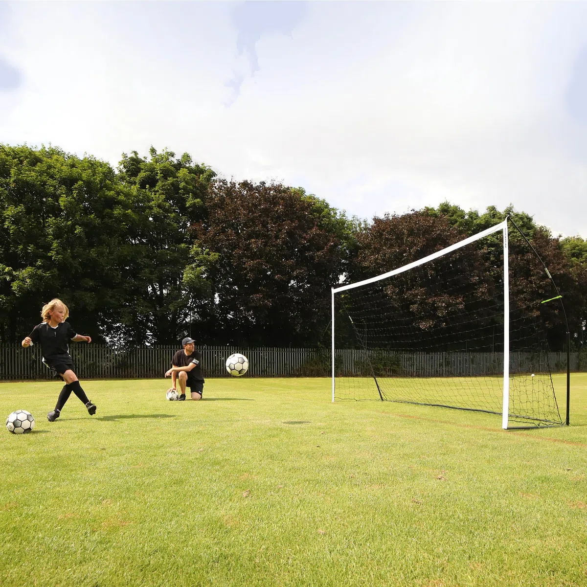 QUICKPLAY Tekkers Soccer Rebounder Net | Base ponderata ultra portatile e integrata per allenarsi su qualsiasi superficie…