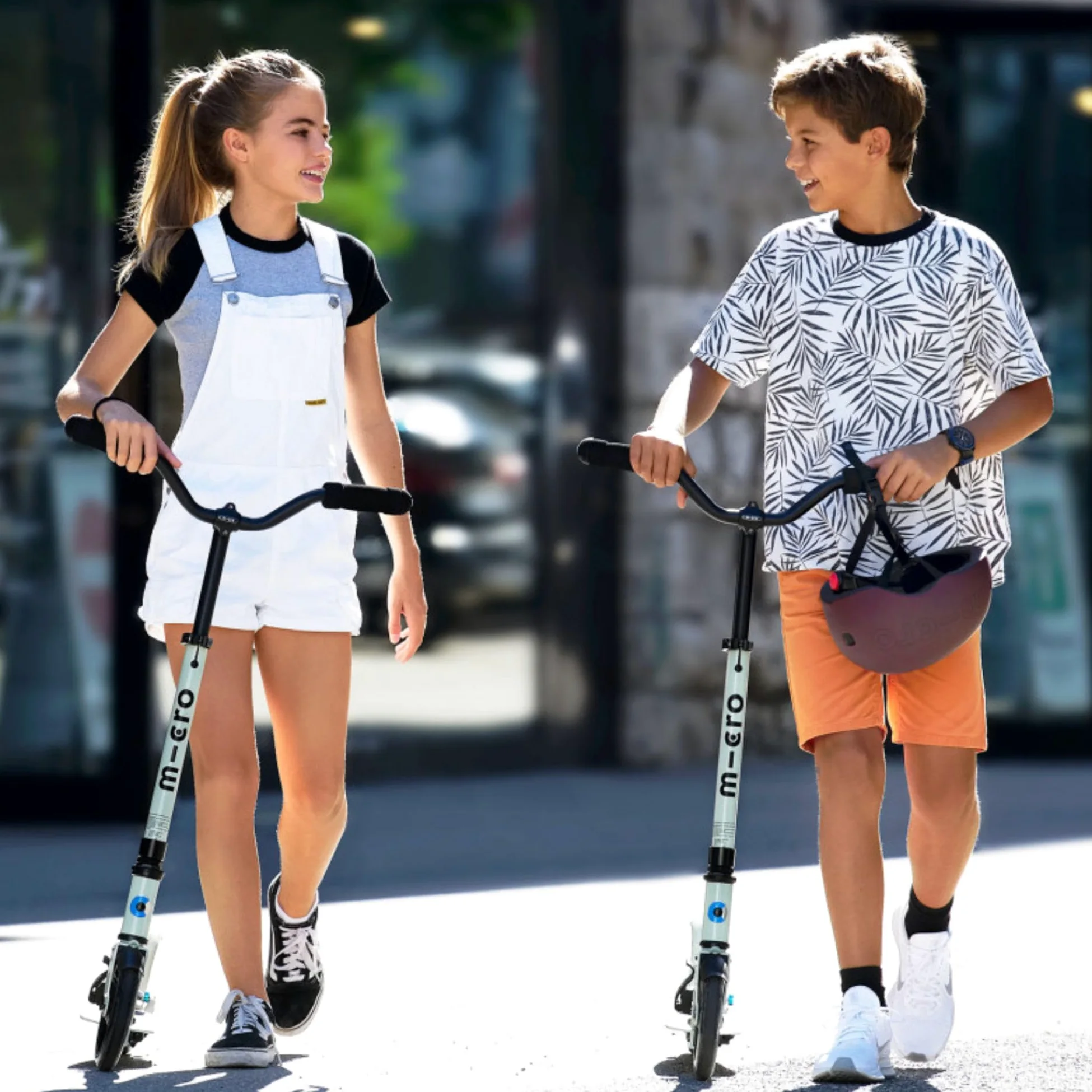 Micro Scooter | Micro Speed Deluxe Scooter per adulti | Veloce e pieghevole | City Commuting