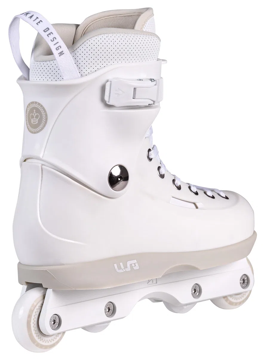 USD Sway Chess White Stunt Skates - Pattini in linea aggressivi Hardboot, Kizer Fluid IV UFS, 60 mm, 88 A, cuscinetti a sfera ABEC 9, bianco/grigio per Street & Park