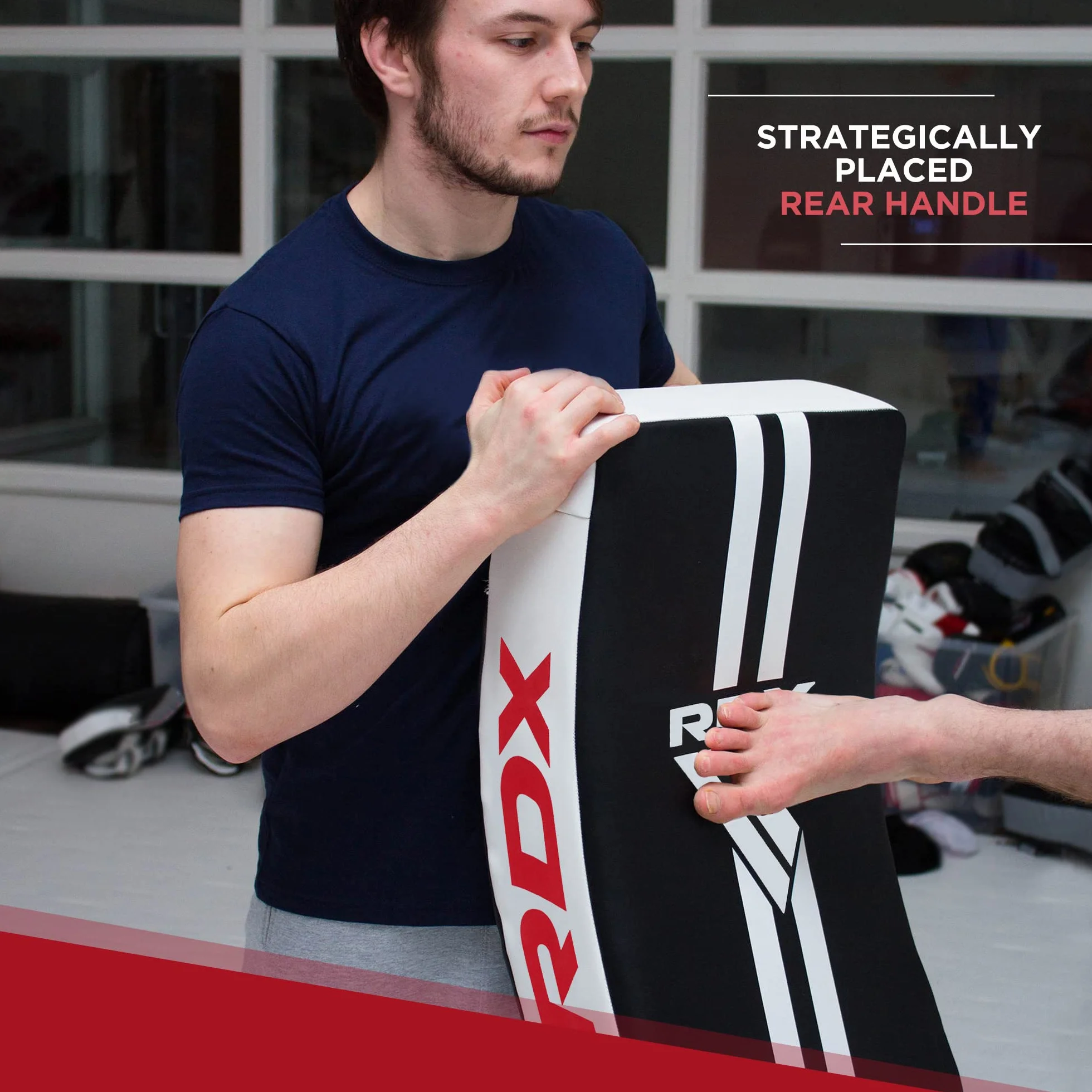 RDX Colpitori in MMA Curvo Scudo per Sciopero Boxe Maya Hide Arti Marziali Boxe Kick Pad Thai Pao Allenamento Target Pads per Karate, Kick Shield, Taekwondo (è Venduto Come Singolo Elemento)