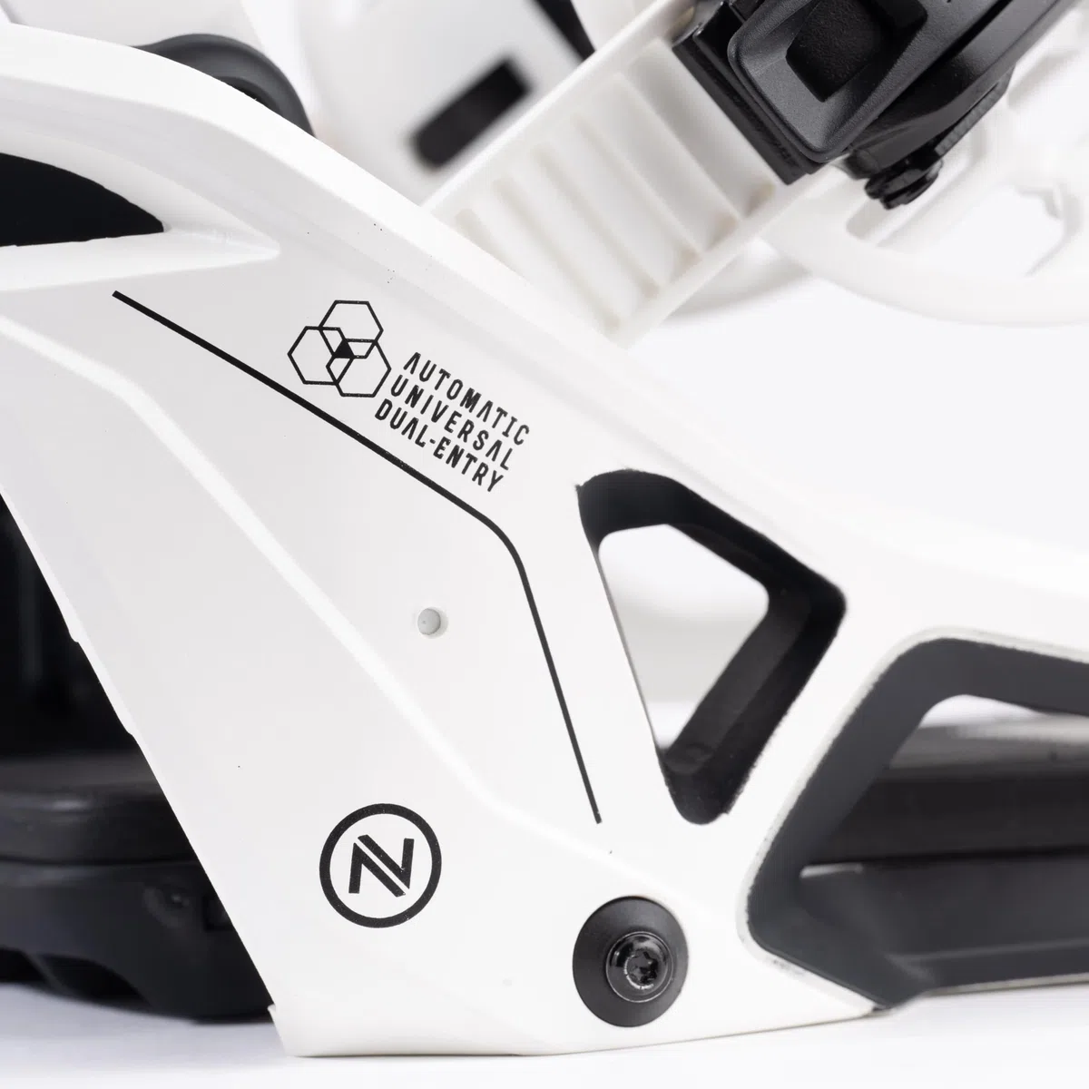 Nidecker Supermatic Snowboard - Attacco automatico universale a doppia entrata - Confortevole e affidabile come un classico attacco a due cinghie
