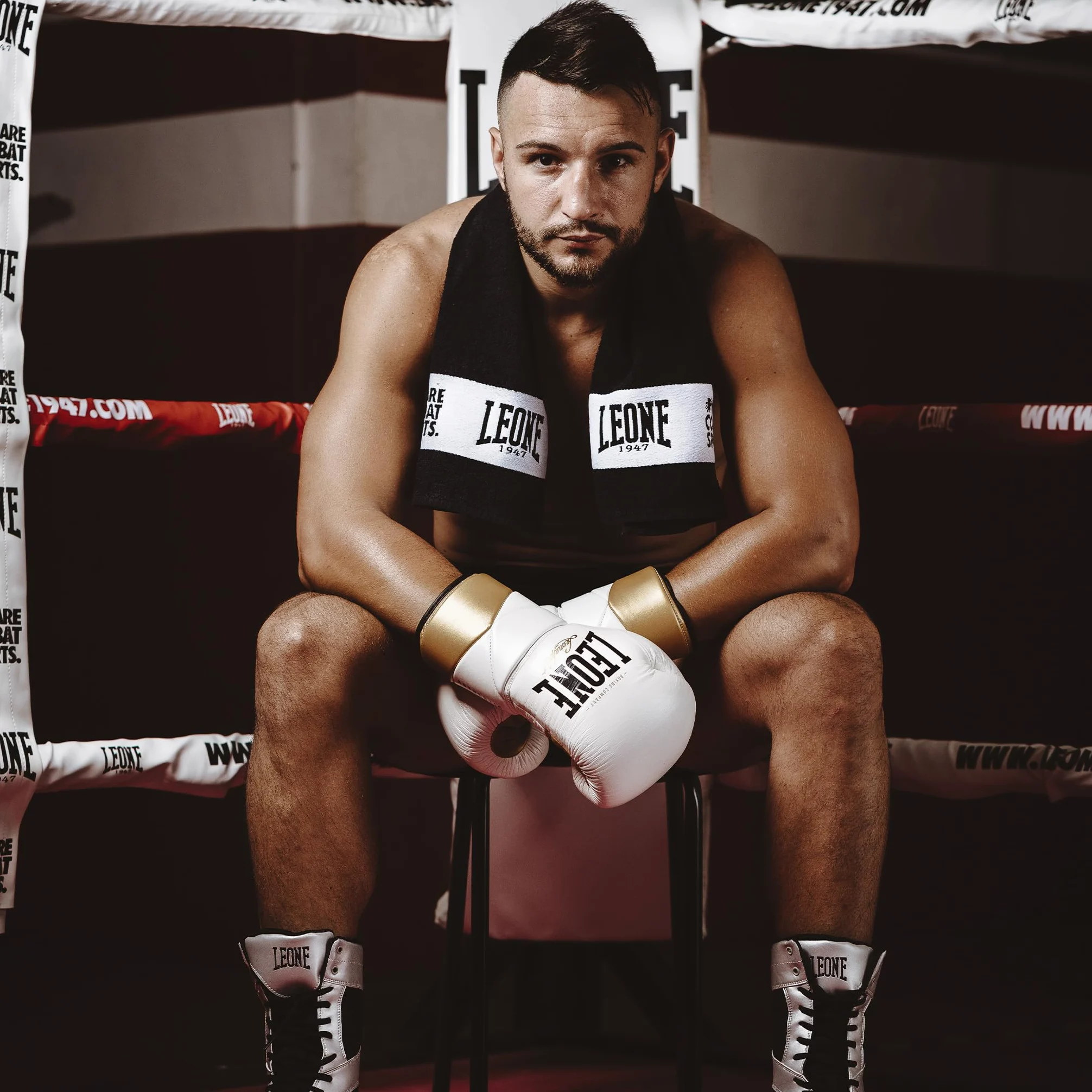 LEONE 1947 Kit Angolari da Ring (4 Pezzi) – Protezioni Angoli Boxe Ring – Accessori Allenamento Professionali – cod. AT604