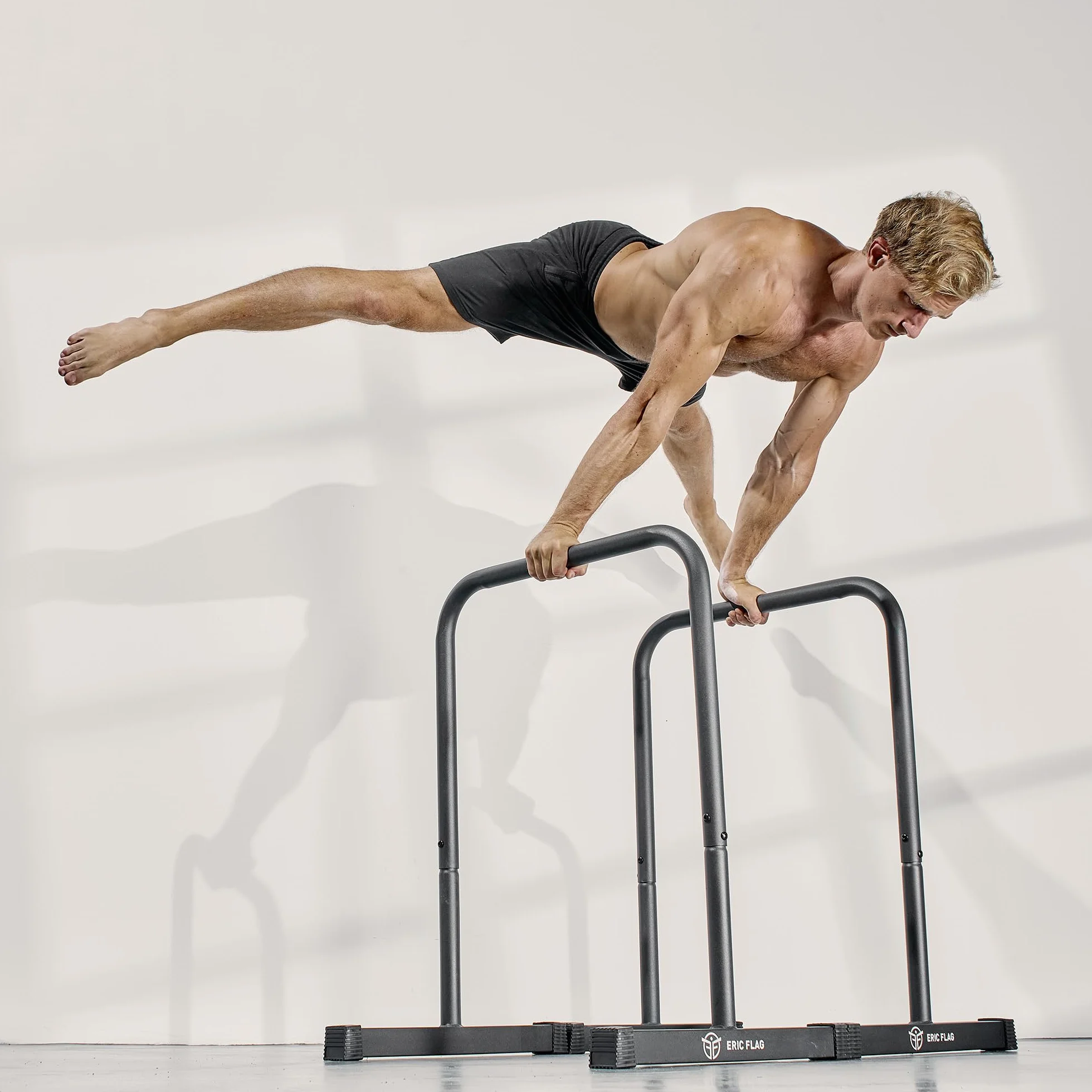Eric Flag Dip Parallele - Barre Parallele Alte, 90 cm di Altezza, Solidi et Stabilità per Dips, Allenamento a Casa, Calisthenics, Home Gym - Parallettes Ultra-forte, 250 kg di Carico Max