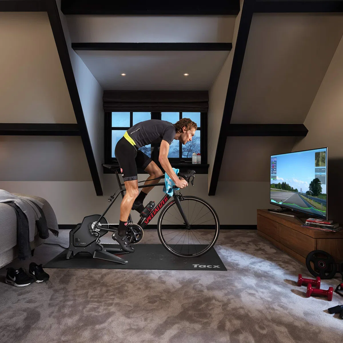 Garmin Tacx FLUX S, Smart Trainer, Interattivo, 1500 W, Compatibile con Tacx Training App e Zwift