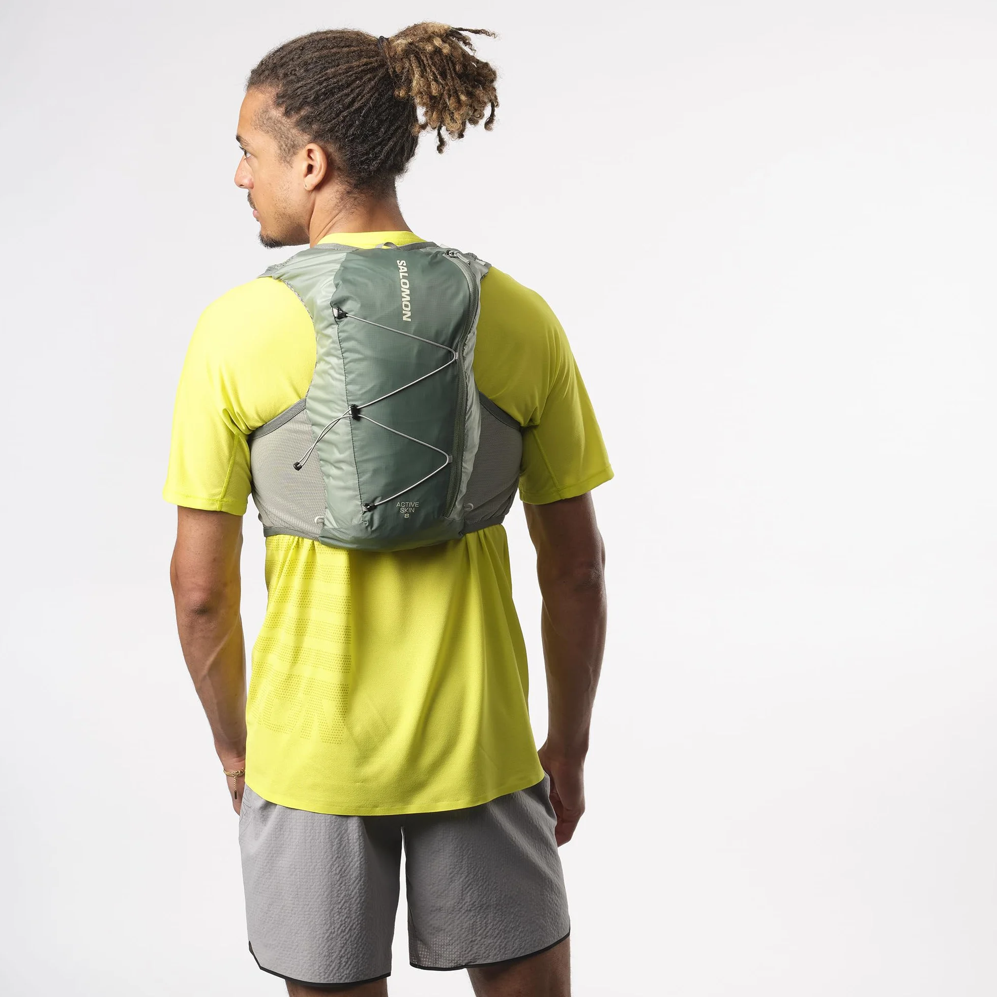 Salomon Active Skin 8 Gilet Idrici Unisex con Borracce per Idratazione Trail Running Escursionismo MTB Incluse, Facilità di Idratazione, Fit preciso, Tasche e scomparti ottimizzati