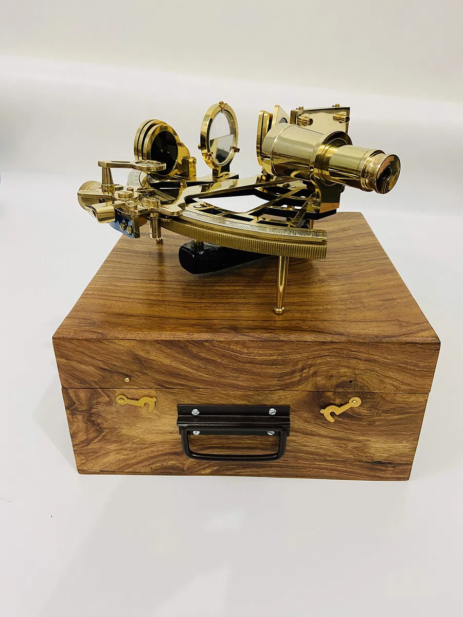 Sestante nautico in ottone da 23 cm fatto a mano e lucidato con scatola di legno | Sestante per navigazione | Vero sestante | Astrolabio nautico antico vintage collezionabile regalo