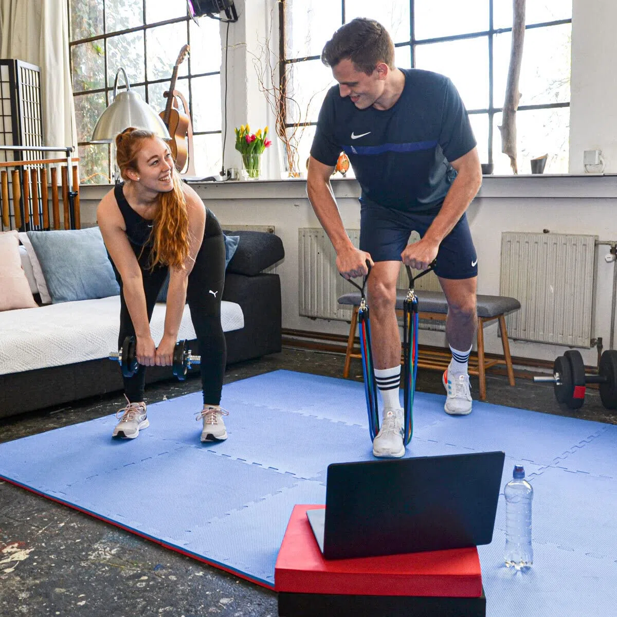 eyepower Gym Mat: 4.8mq Tappeto Palestra 2 cm - Set di 12 Tappetini per Fitness 63x63 - Pavimento ad Incastro Tappeto Fitness Puzzle EVA Tappetino Squat Tappeto per Cyclette Tappeto Sport Tatami Judo