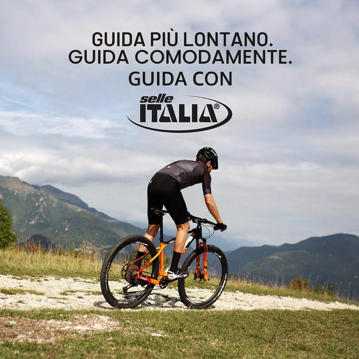 Selle Italia Sp-01 Boost Tm Superflow - Sella Bicicletta da Strada con Design Moderno, Comoda con Foro Superflow Unisex Adulto