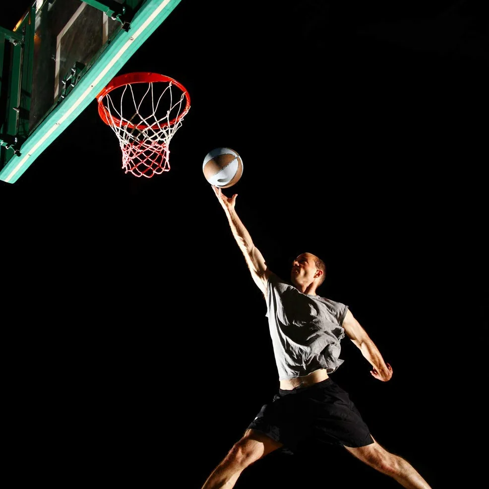 Aoneky Canestro da Basket da Muro Φ45 cm, con Rete in Nylon e 2 Molle a Compressione, Anello in Acciaio Massiccio da 18mm, Tabellone per Allenamento di Basket Interno e Esterno