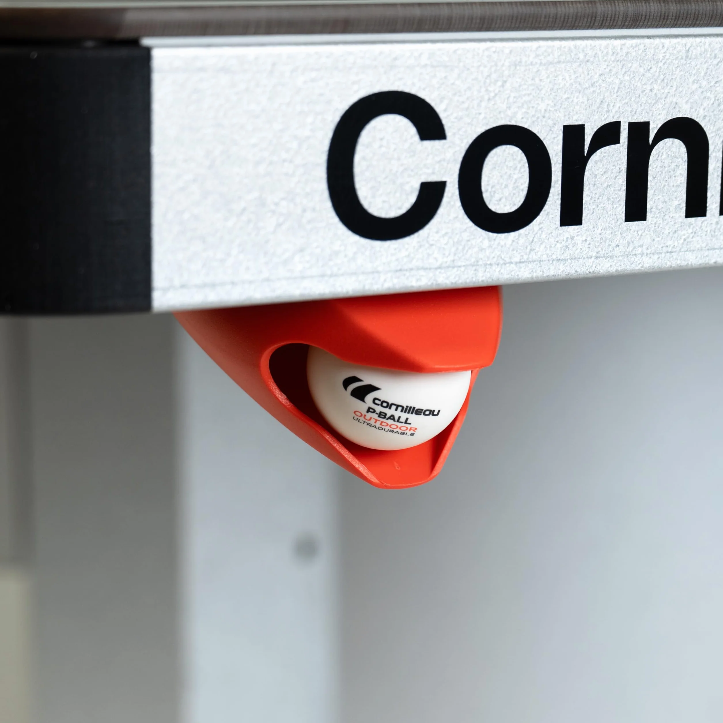 Cornilleau - Campus 510 - Tavolo da ping pong da esterno - Robusto - Resistente alle intemperie e agli urti, per scuole, parchi, campeggi, superficie in resina melamminica da 7 mm - Grigio