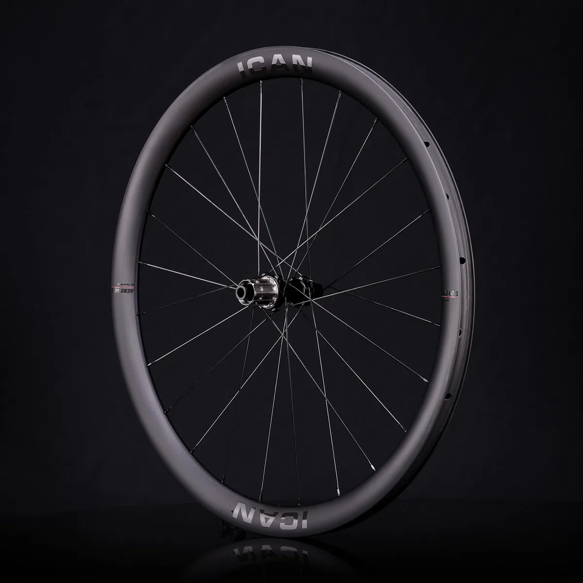 ICAN Aero (Plus) - Set di ruote per bici da strada in carbonio, 40 mm/50 mm, 1355 g/1382 g/1400 g/1430 g, freno a disco 700 C, larghezza interna 18,35 mm/23 mm, compatibile con copertoncino senza