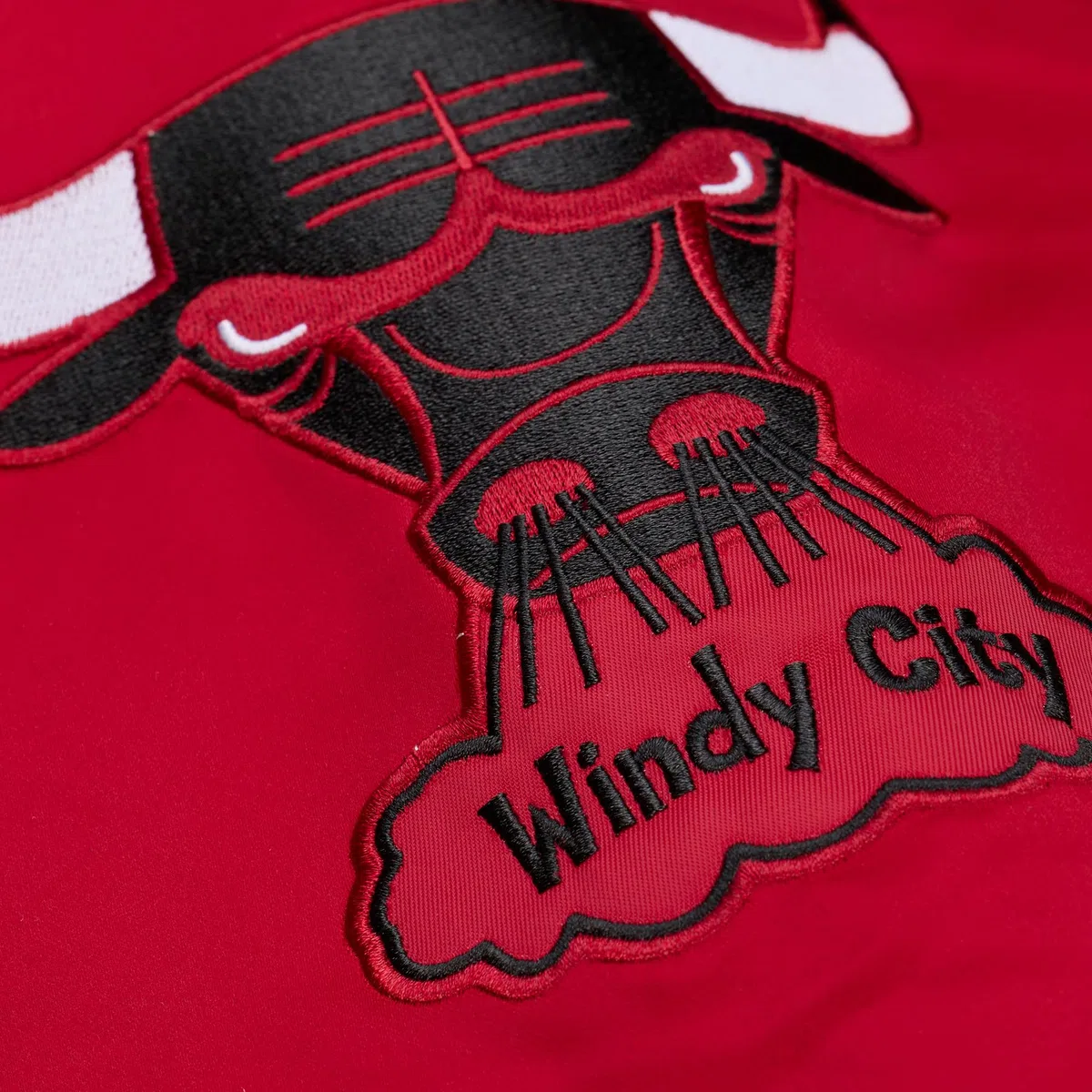 Mitchell & Ness Throw it Back Heavyweight Vintage Satin Giacca (NBA) con cerniera intera, loghi ricamati, uomini, donne, bambini, unisex, primavera, estate, autunno, inverno