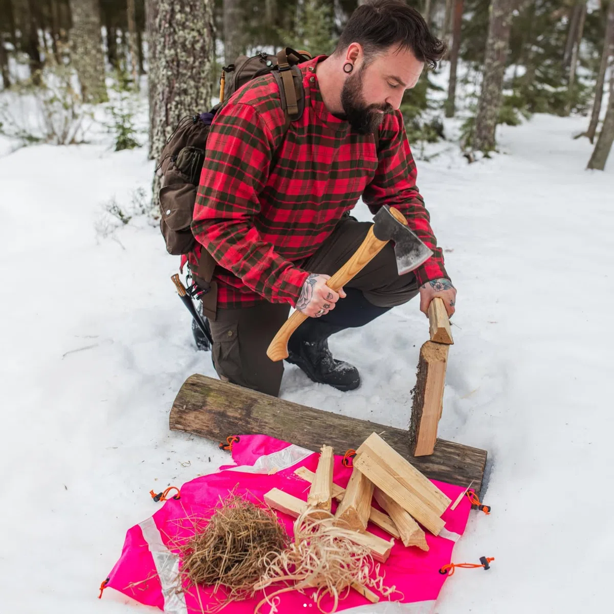 Forest Fundamentals Signal Utility Panels | Pannelli d'aria compatti per segnalazione di emergenza | Ad alta visibilità arancione e rosa con strisce riflettenti | Poliestere 600D resistente per uso