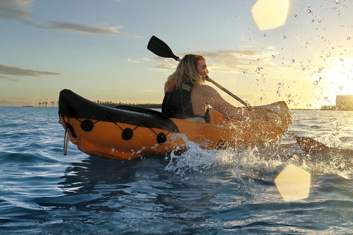 Hydro-Force Rapid Kayak | Set kayak gonfiabile per 2 persone con sedili, schienale, pagaie, pompa a mano e borsa per il trasporto, arancione
