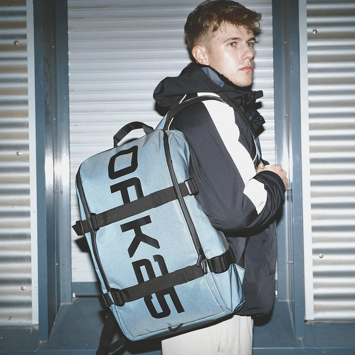 OAK25 Zaino Grande da Uomo & Donna Nero - Luminite Daybag - Zaino Riflettente per Bicicletta e Lavoro - Con Scomparto per Laptop - Idrorepellente