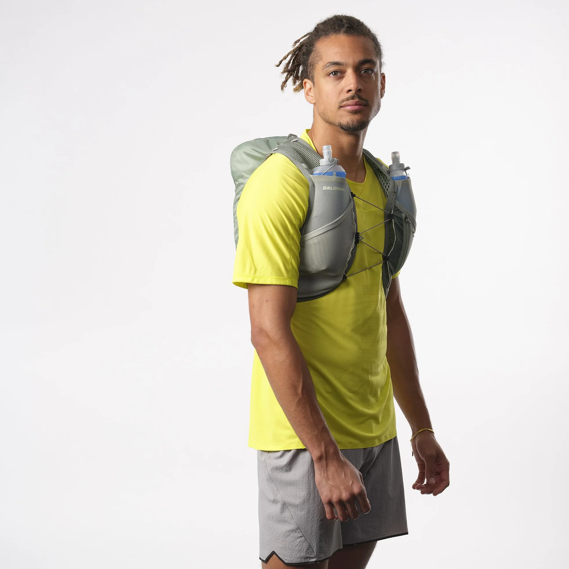 Salomon Active Skin 8 Gilet Idrici Unisex con Borracce per Idratazione Trail Running Escursionismo MTB Incluse, Facilità di Idratazione, Fit preciso, Tasche e scomparti ottimizzati