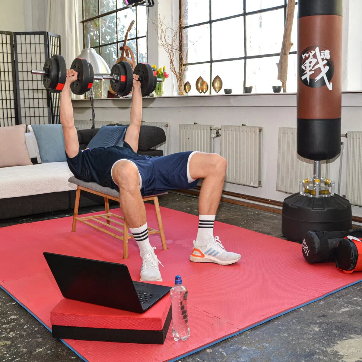 eyepower Gym Mat: 4.8mq Tappeto Palestra 2 cm - Set di 12 Tappetini per Fitness 63x63 - Pavimento ad Incastro Tappeto Fitness Puzzle EVA Tappetino Squat Tappeto per Cyclette Tappeto Sport Tatami Judo