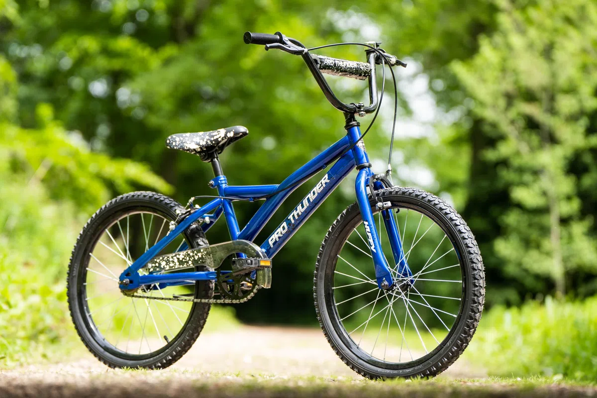 Huffy Pro Thunder Boys Blue BMX Style Bike 20 pollici - 5-7 anni