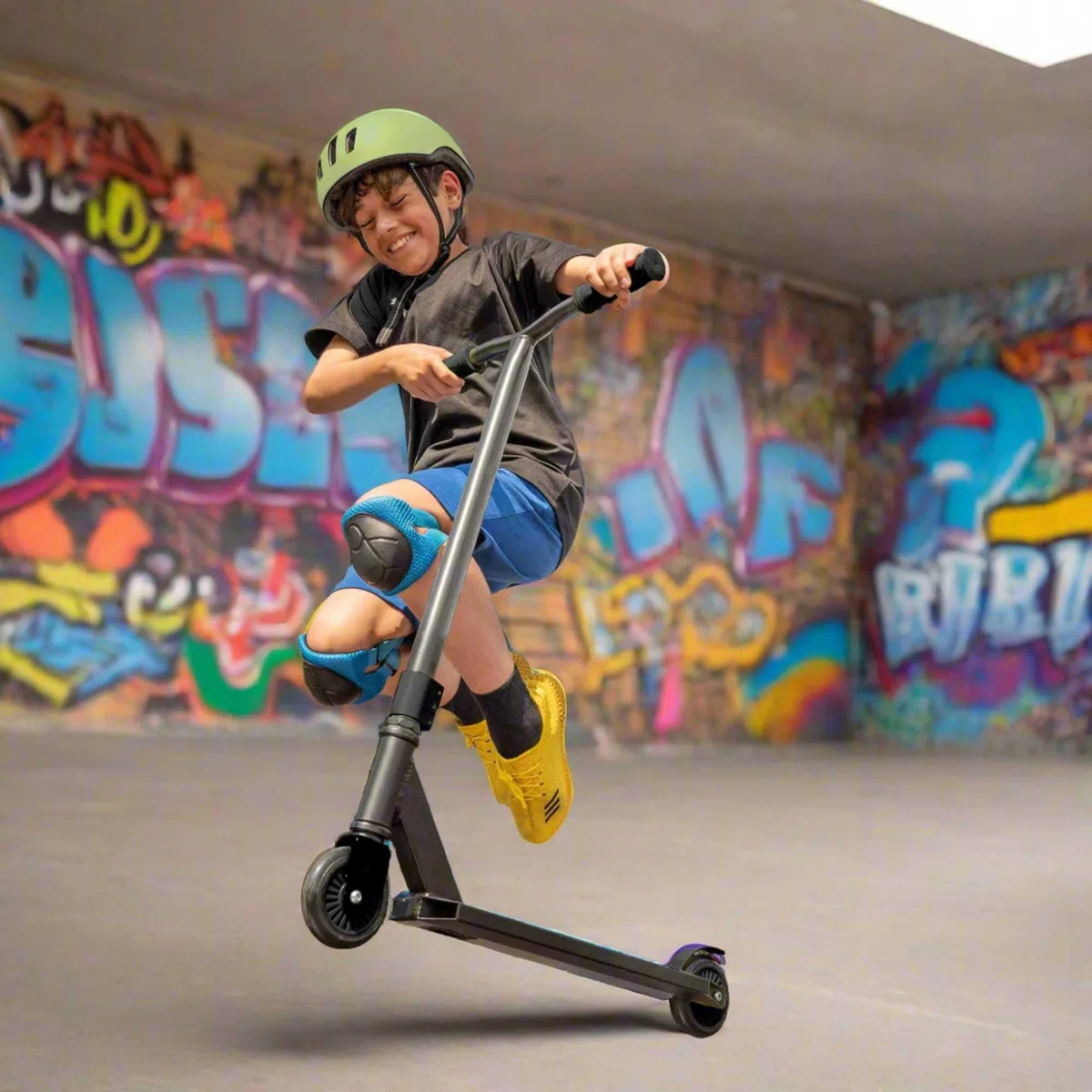 EVO Viper Stunt Scooter | Monopattino per principianti, intermedi e professionisti, monopattino acrobatico freestyle con impugnature in TPR | Morsetto a triplo bullone 360 Spin Stunt Street Scooter |