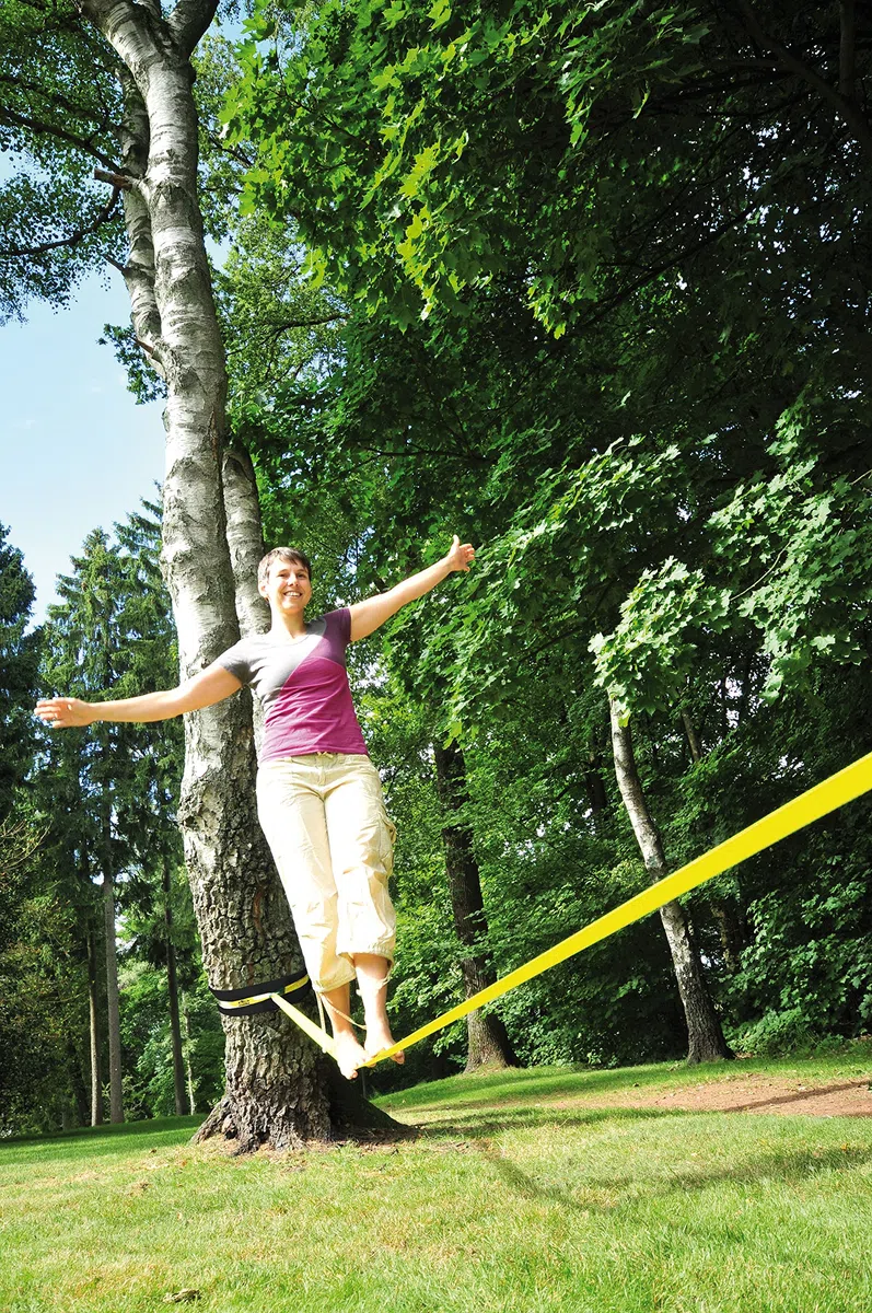 HUDORA Gioco di abilitá Slackline con L'Albero di Protezione Corteccia