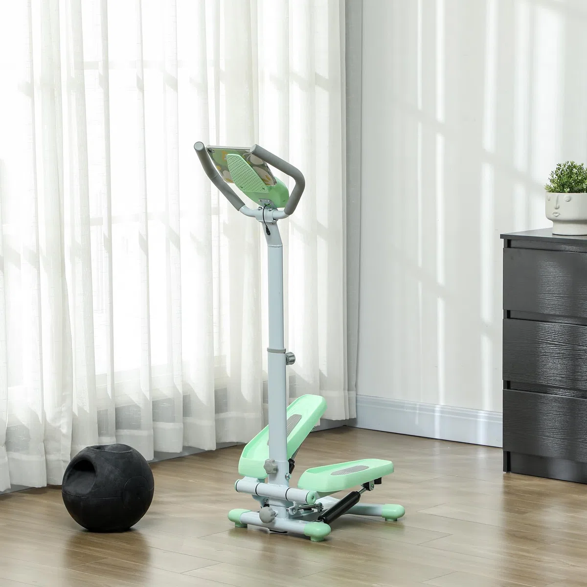 SPORTNOW Stepper con Manubrio Regolabile su 3 Livelli, Gradino Regolabile, Monitor LCD e Piedini Antiscivoli e Regolabili, Stepper Fitness Casa in Acciaio e ABS, 48x38x108-118 cm, Bianco e Verde