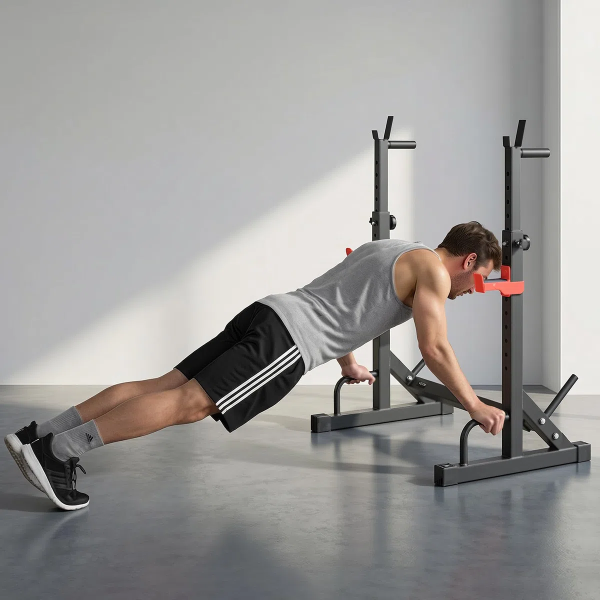 VEVOR Stazione di Forza Sportiva con Altezza e Larghezza Regolabili, Attrezzatura per Allenamento della Forza da 250 kg con Supporti per Bilanciere e Ganci a J per Distensioni su Panca