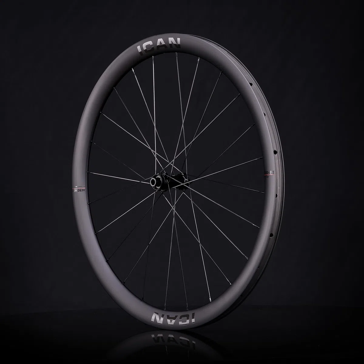 ICAN Aero (Plus) - Set di ruote per bici da strada in carbonio, 40 mm/50 mm, 1355 g/1382 g/1400 g/1430 g, freno a disco 700 C, larghezza interna 18,35 mm/23 mm, compatibile con copertoncino senza
