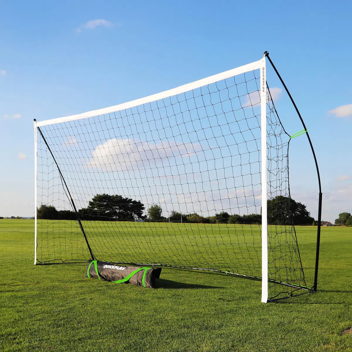 QUICKPLAY Tekkers Soccer Rebounder Net | Base ponderata ultra portatile e integrata per allenarsi su qualsiasi superficie…