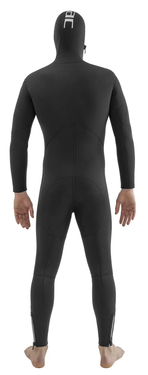 Seac Club Man, muta in neoprene da 7 mm con cappuccio integrato, protezioni in Powertex nelle spalle, ginocchiere e fondoschiena