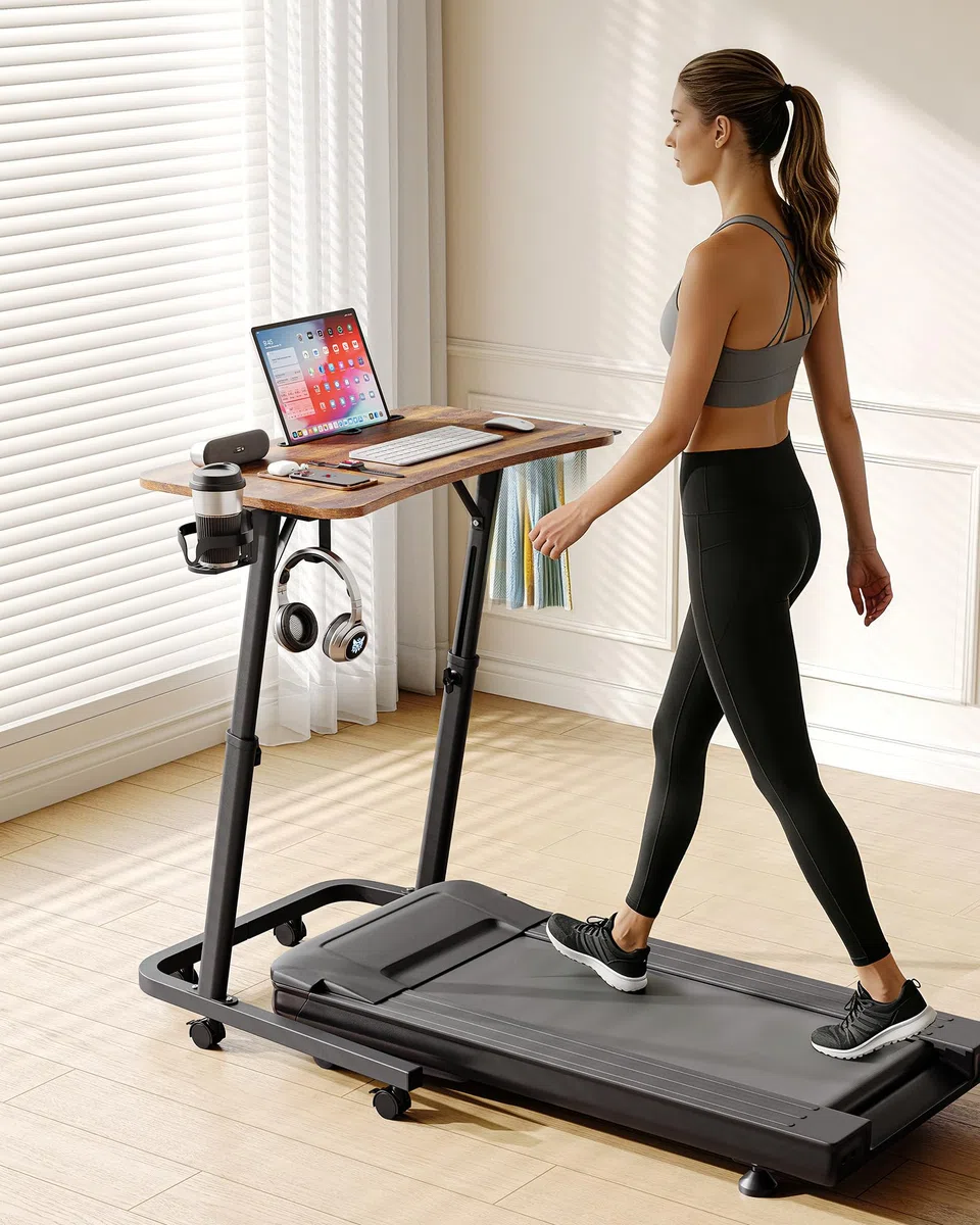 Tavolo da allenamento a rulli per bicicletta con regolazione in altezza e ruote, comodino e tavolo per computer portatile, regolabile in altezza, per uso interno e tapis roulant con portabibite e
