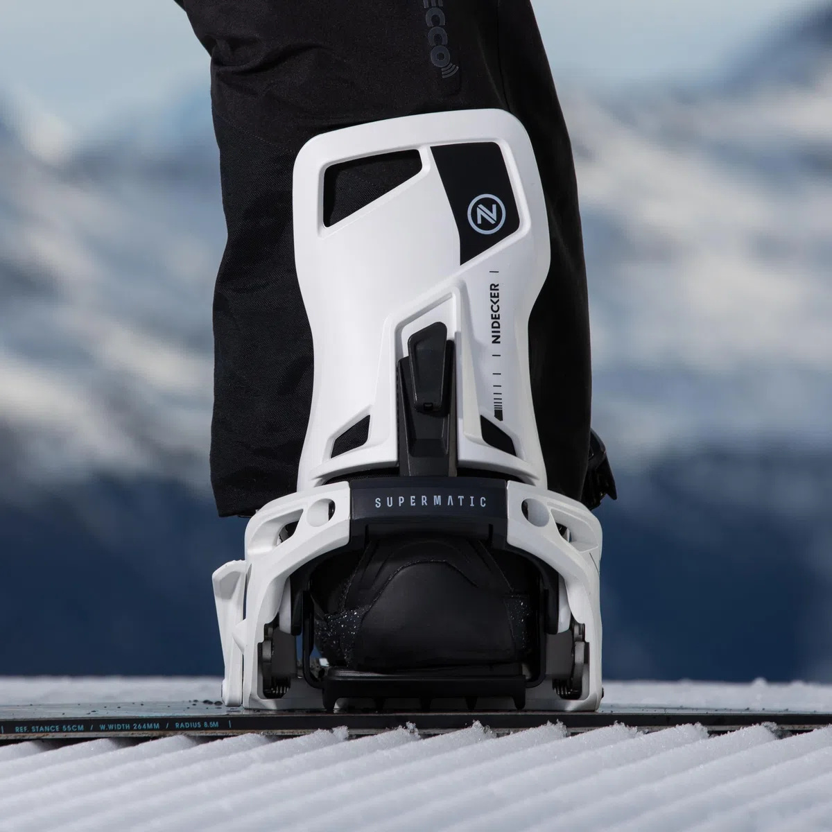 Nidecker Supermatic Snowboard - Attacco automatico universale a doppia entrata - Confortevole e affidabile come un classico attacco a due cinghie