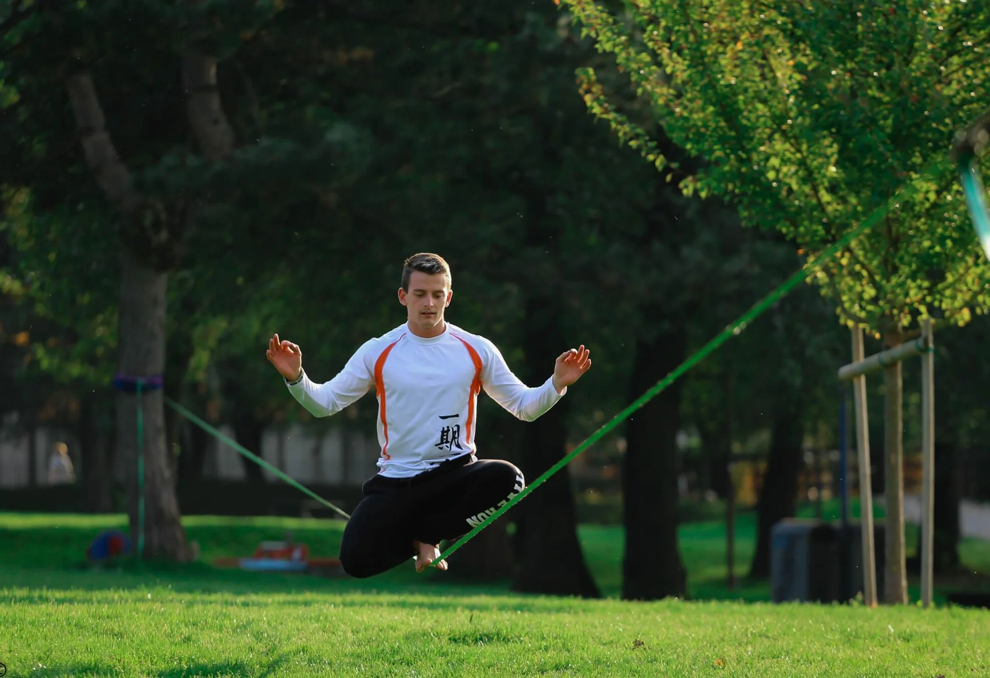 Longline Slackline Kit - Primitive 30 - Contiene Linea da camminata, Moschettoni, Anelli e Sling per tendere e Sacca da trasporto - Set Completo Lunghezza 30m