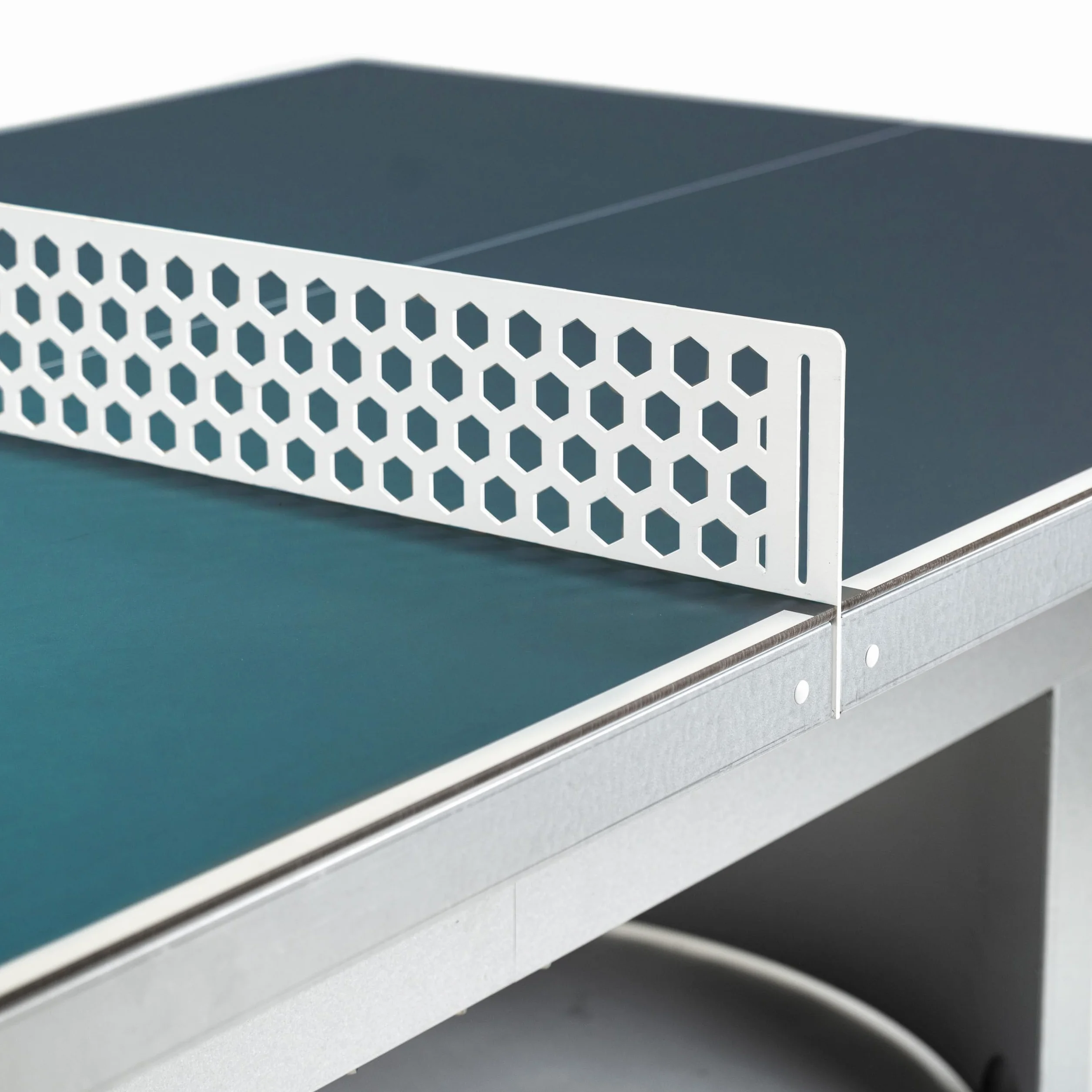 Cornilleau - Tavolo da ping pong all'aperto 510 Campus Fisso per comunità e scuole (Campeggio, Parchi, ecc) - Rimbalzo competitivo (Blu o Grigio 7mm)